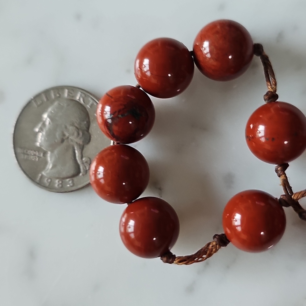 Vintage Red Jasper Hand-knotted Beaded Necklace - Picture 7 of 7
